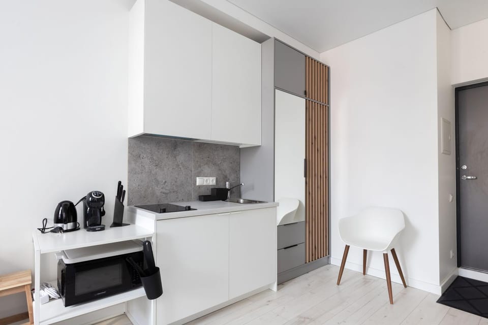 Kitchen or kitchenette