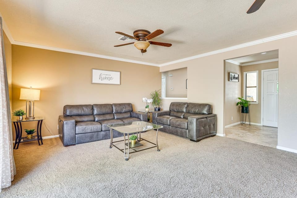 Pet-Friendly Home w/ Game Room in Las Vegas! House in Las Vegas