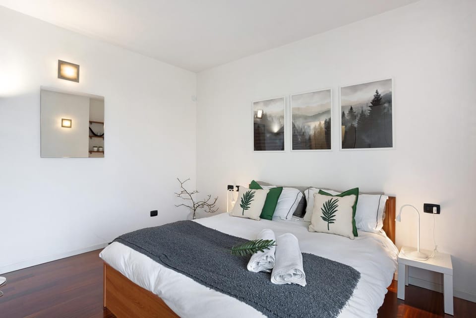 Living room, Bedroom