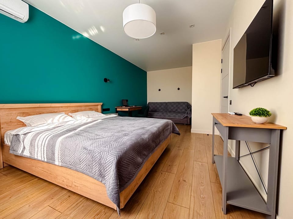 Bed, Photo of the whole room