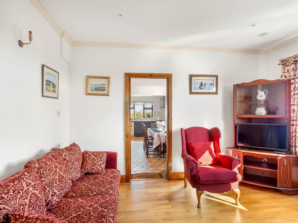 Communal lounge/ TV room, Living room