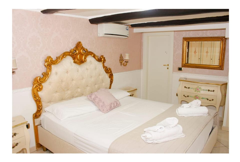 Bed, Photo of the whole room, Bedroom, towels, wardrobe, air conditioner, air conditioner