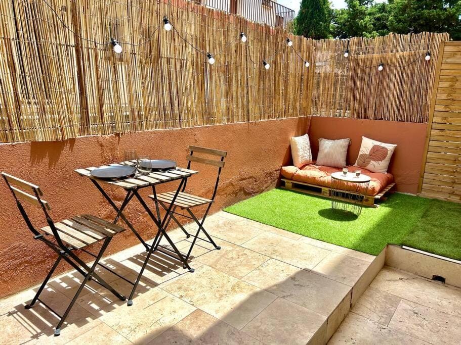 Studio cosy proche plage, parking gratuit Apartment in Antibes