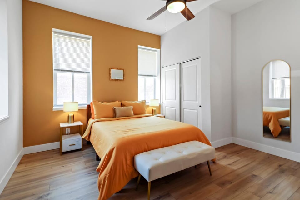 Bed, Photo of the whole room, Bedroom