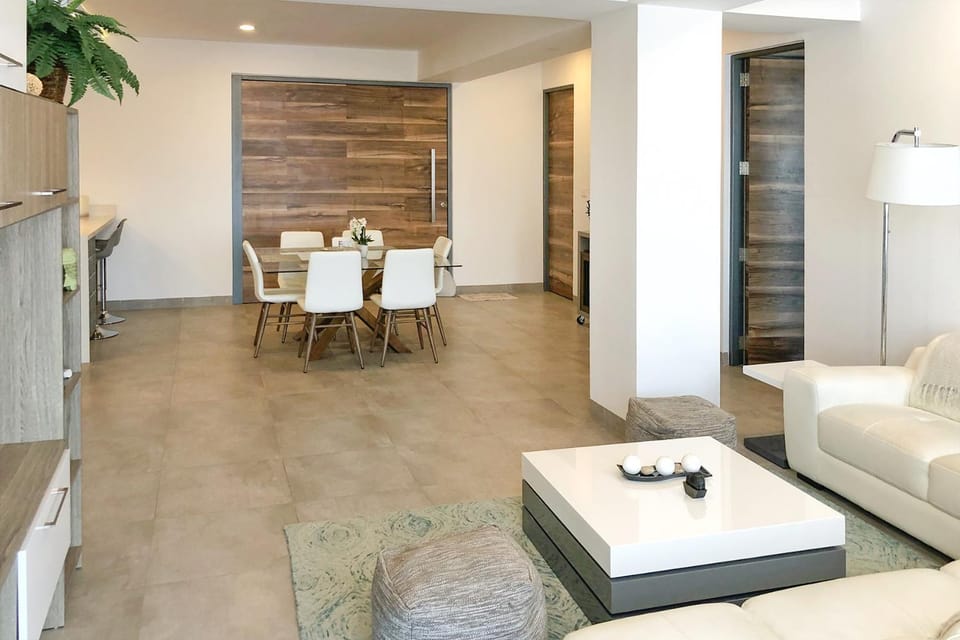 Living room, Dining area