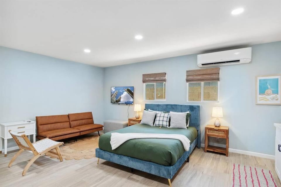Gorgeous Tempe Studio with a Pool Apartment in Tempe