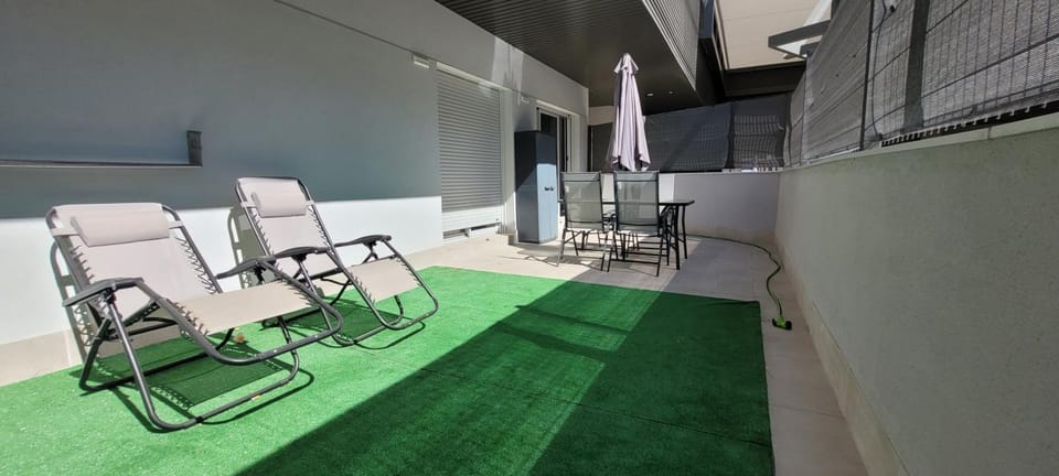 Patio, Balcony/Terrace, sunbed