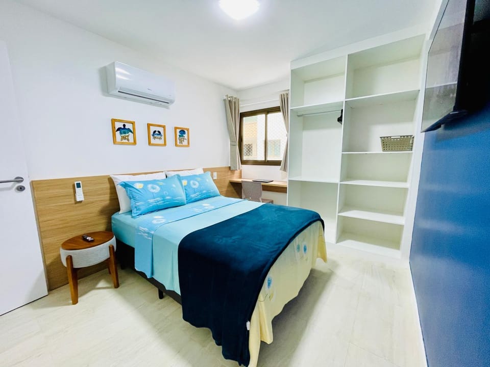 Bed, Bedroom, air conditioner