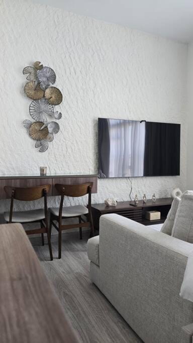 Central Comfort Haven in AlZahia Apartment in Al Sharjah