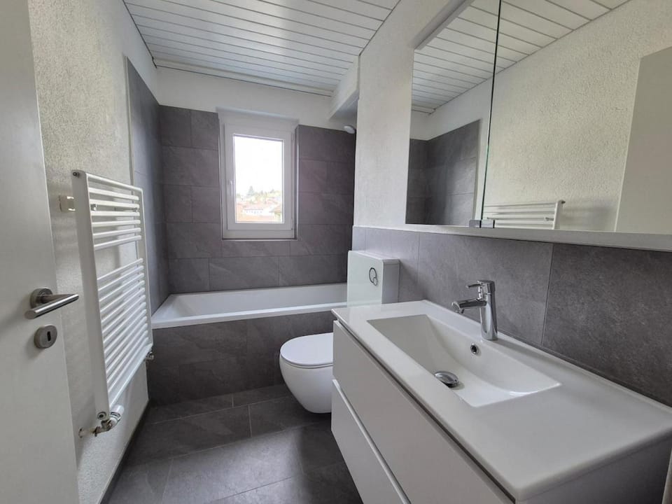 Toilet, Bathroom, Bath