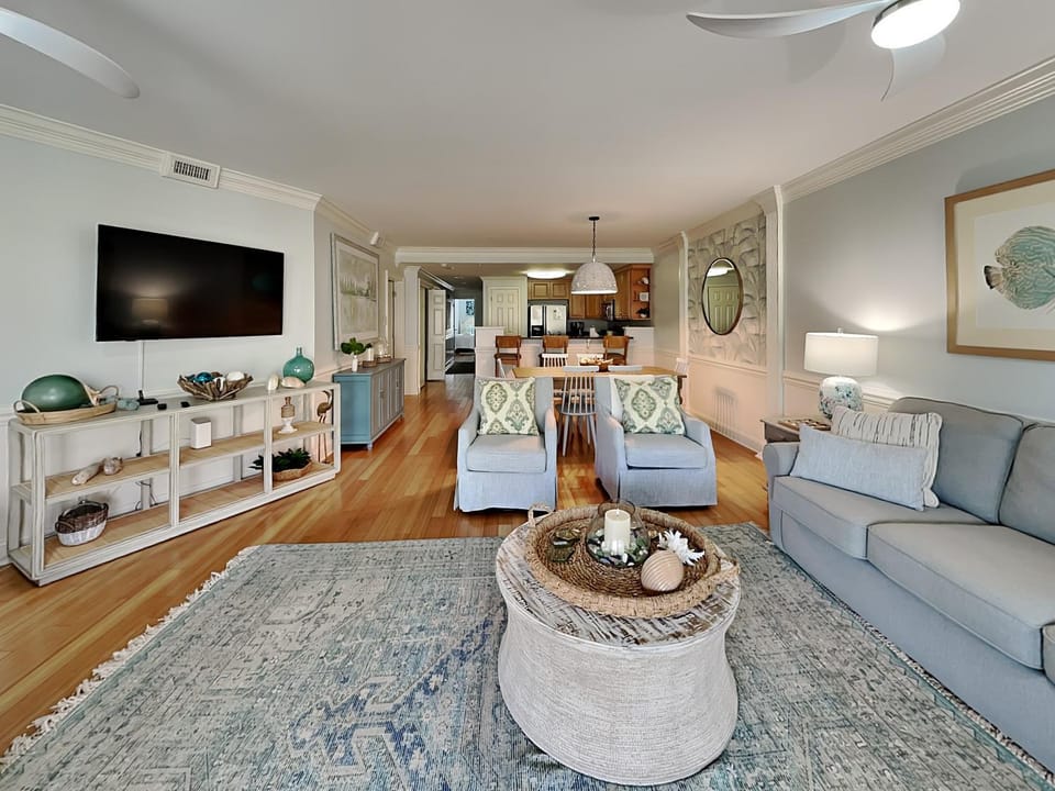 Brass Rail 318 Apartment in Tybee Island