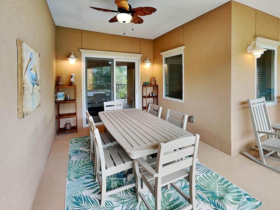 Brass Rail 318 Apartment in Tybee Island