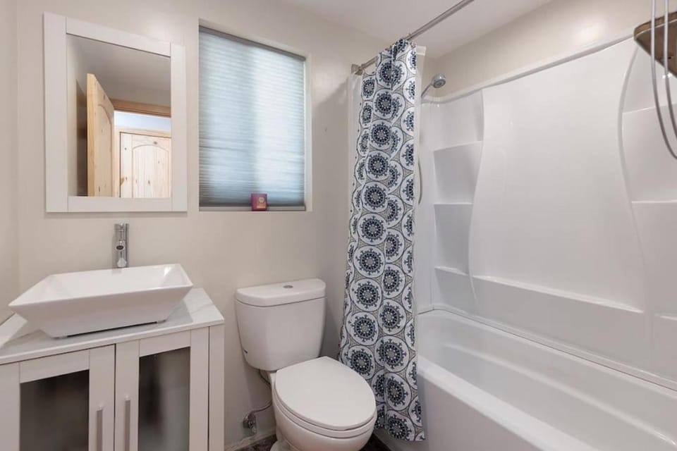 Inside Out Cottage - One With Nature House in Lake Arrowhead