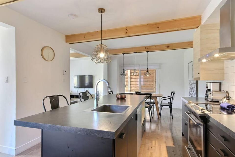 Confo27 Chute-Montmorency House in Quebec City