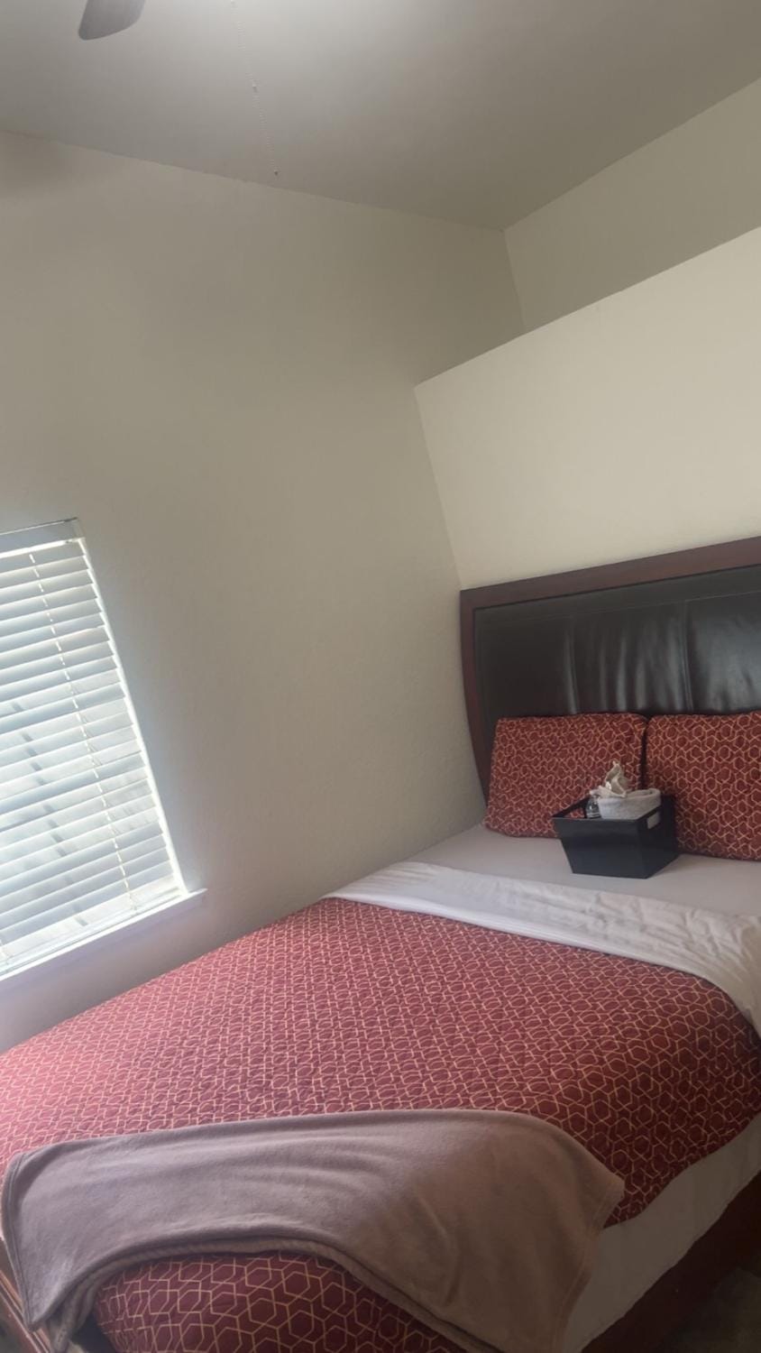 Oasis Home near Rancho Vista Apartment in Palmdale