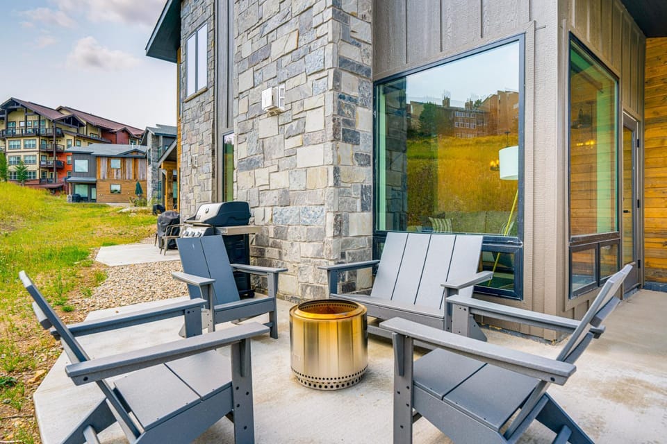 Mtn-View 'Slopeside Chalet' in Granby Ranch! House in Granby