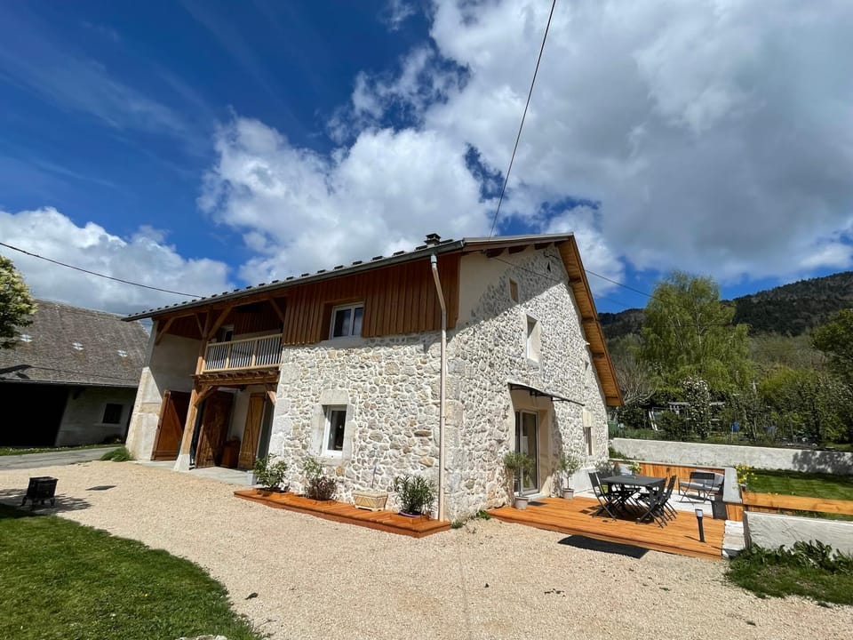 Gite familial en Valromey House in Auvergne-Rhône-Alpes