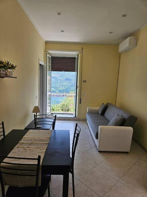 Casa con vista su Lago di Nemi Apartment in Lazio