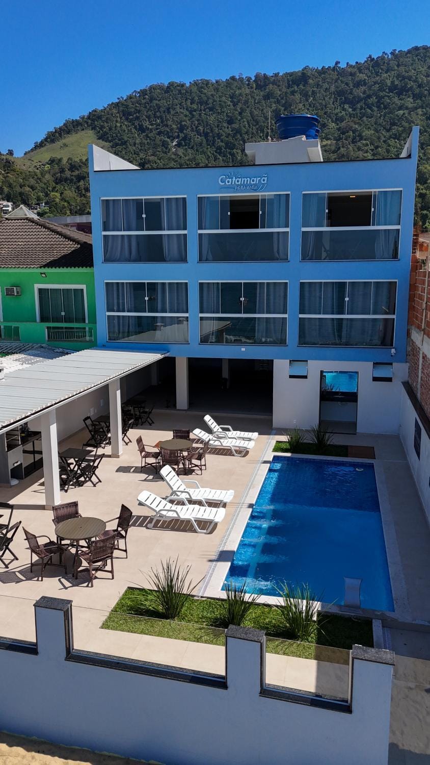Property building, Day, Swimming pool