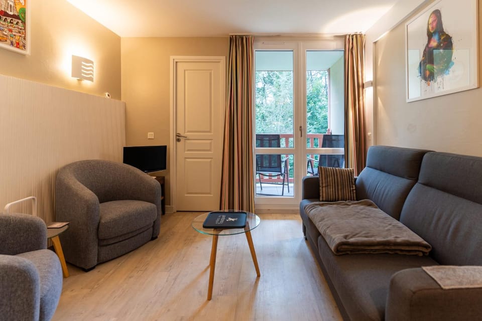 Appt 2 pièces cabine 6 pers avec piscine tennis parking gratuit 217 Cabin in Hauts-de-France