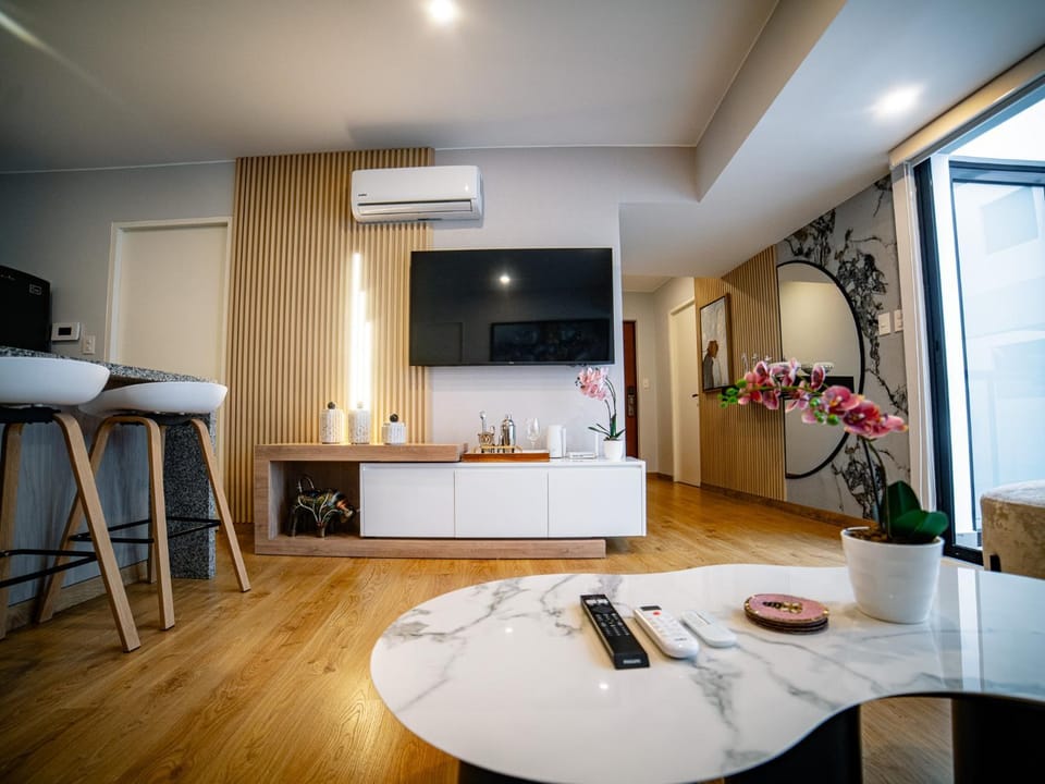 TV and multimedia, Living room, air conditioner