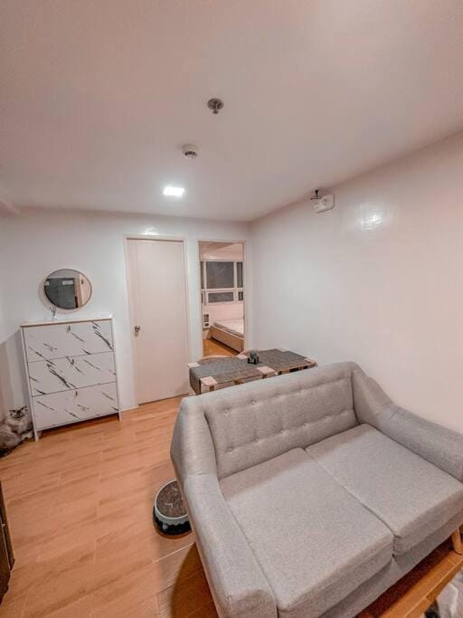 3 BR Seawind Condo with Balcony! Apartment in Davao City
