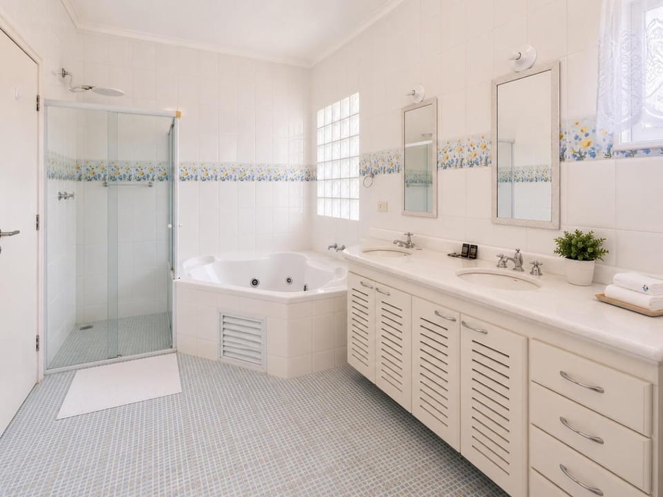 Pousada Casa Contos de Minas Vacation rental in Ubatuba