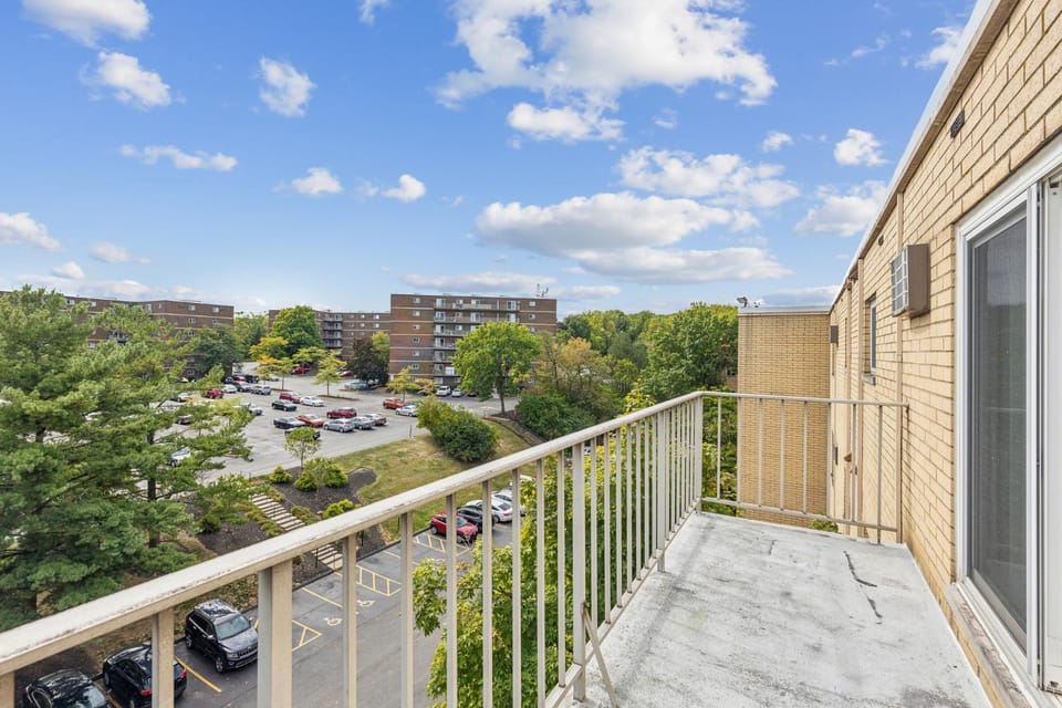 Midtown 3603 I Cozy & Comfy I Free Parking Apartment in Parma