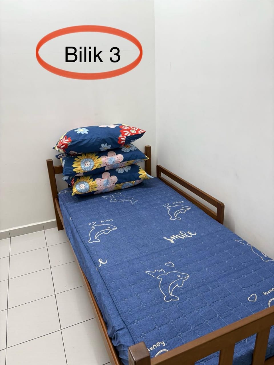 HOMESTAY CIKGU NORa near UTHM KPTM KKTM IPG Moslim onli House in Johor