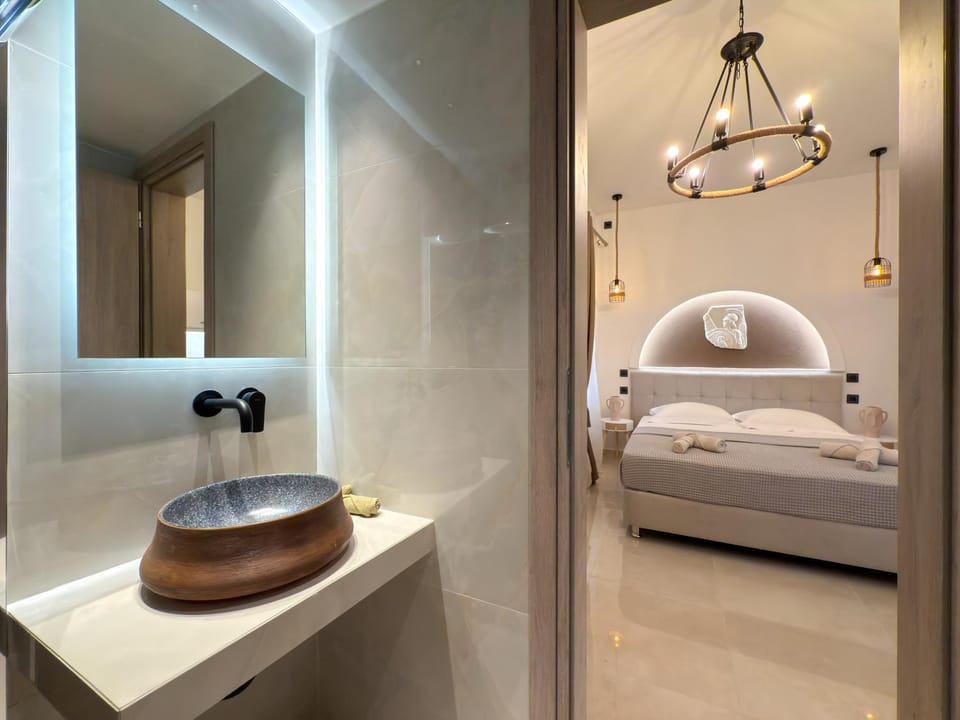 Bed, Bathroom, Photo of the whole room