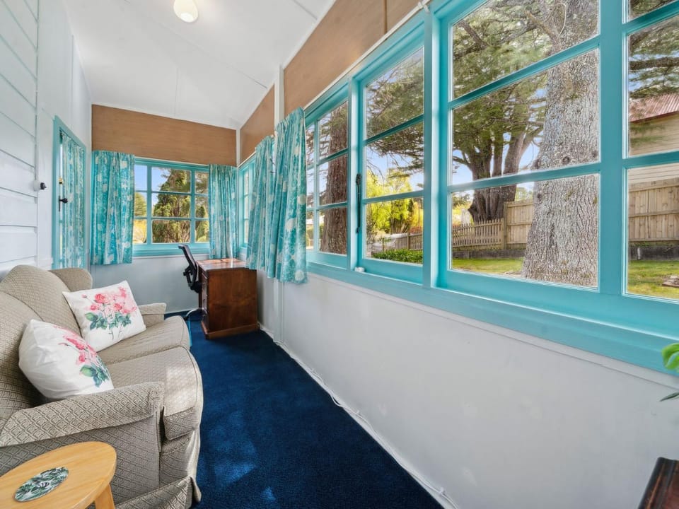 The Outlook House in Blue Mountains