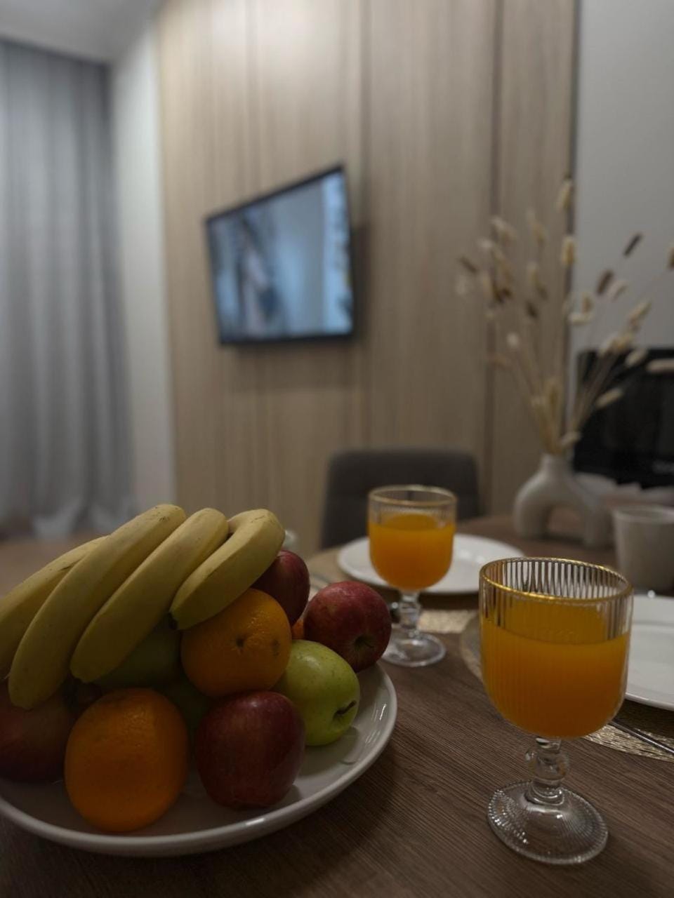 TV and multimedia, Food and drinks, Food, Breakfast, Continental breakfast