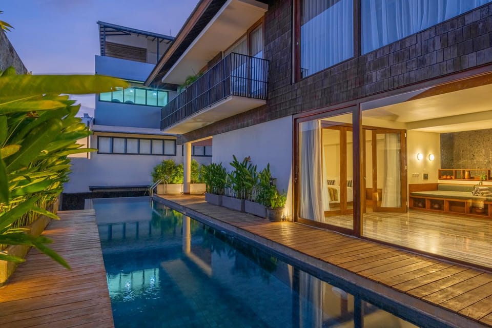 Property building, Pool view, Swimming pool