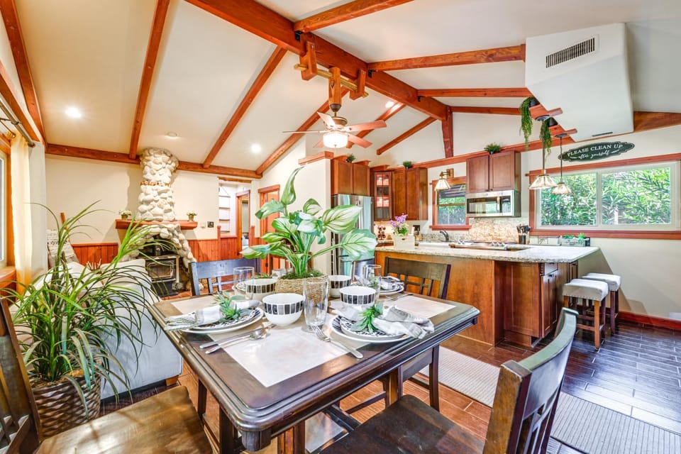 Idyllic Home in Kernville w/ Private Beach Access House in Kernville