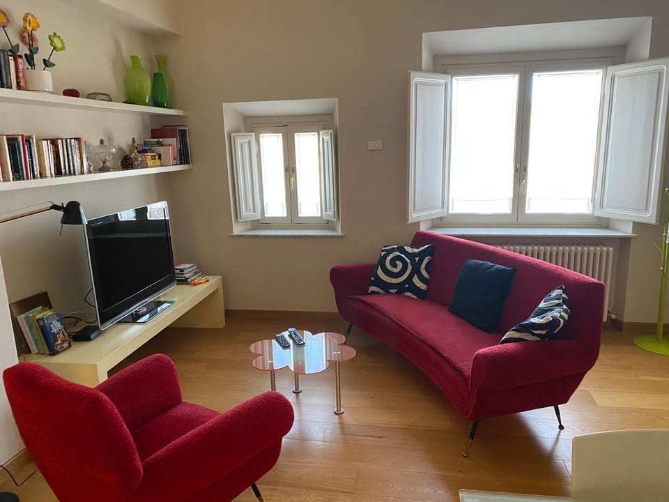 TV and multimedia, Living room