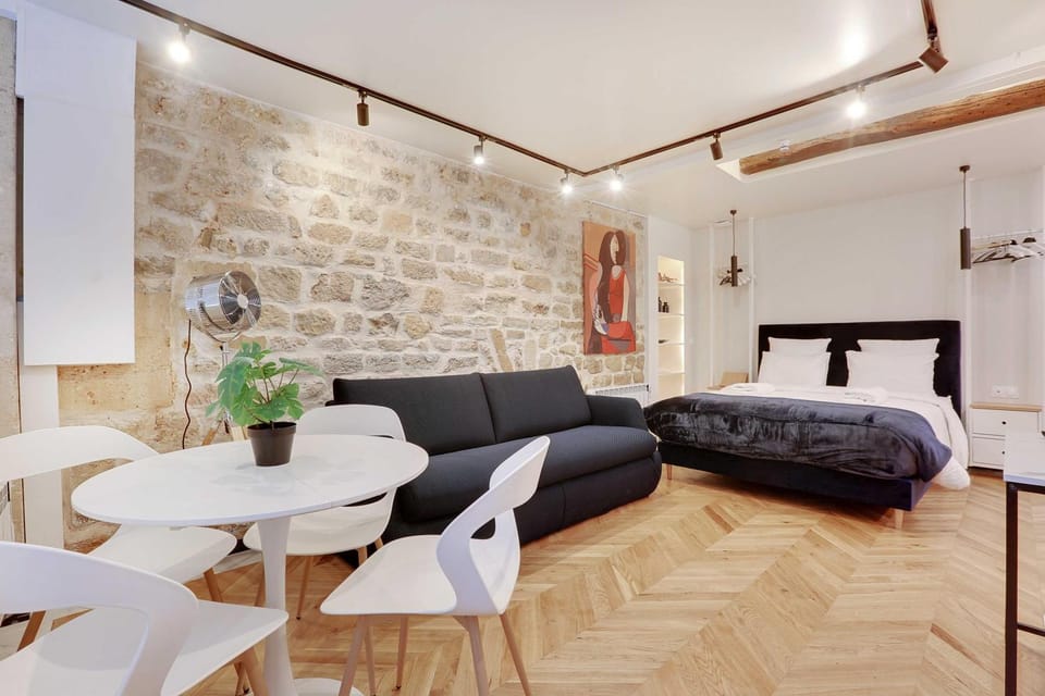 Living room, Bedroom