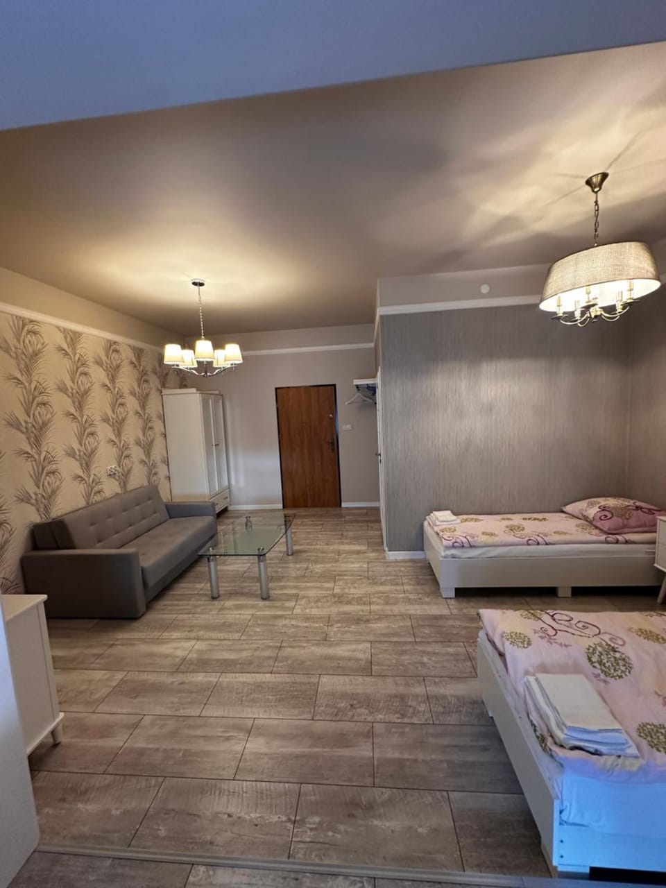 Bed, Living room, Photo of the whole room, Seating area, Bedroom, wardrobe