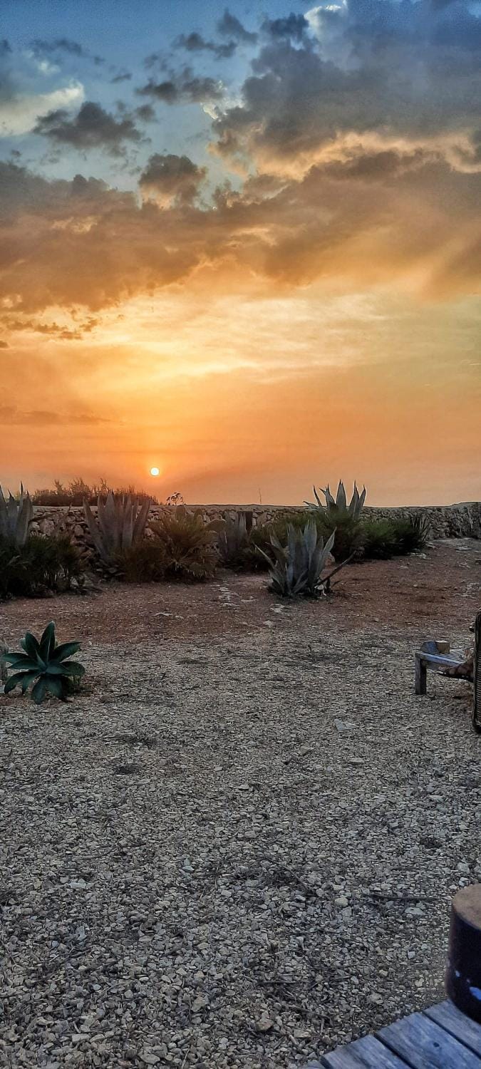 Restaurant/places to eat, Natural landscape, Sunset