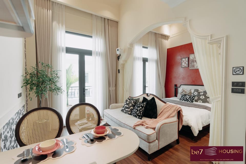 Nice&New Attic 1BR Apartment,closely to Parking ares, Seasalt Ocean, Freshwater Ocean of Hanoi city in Vinhomes Ocean Park Apartment in Laos