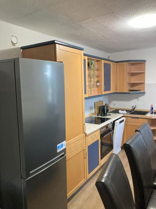 Kitchen or kitchenette, Dining area, dishwasher, stove