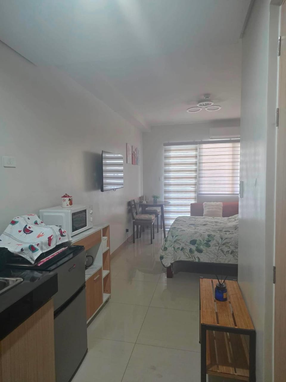 Studio apartment with balcony - Iloilo Condo Living Apartment in Iloilo City