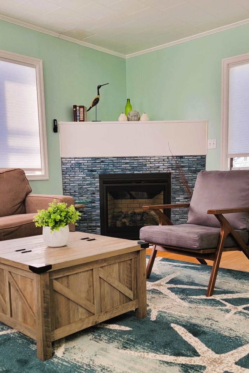 Living room, Seating area, fireplace