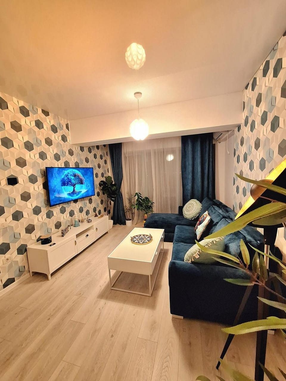 TV and multimedia, Living room, Seating area