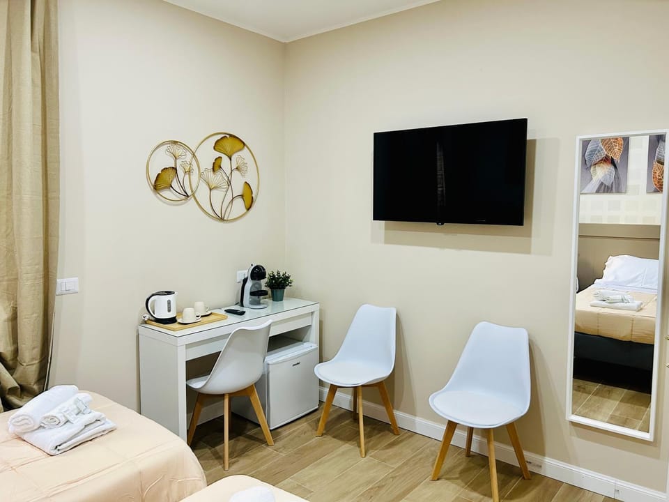Coffee/tea facilities, Bedroom