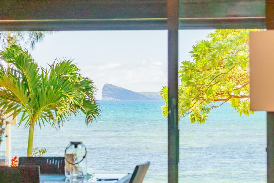 Living room, Sea view