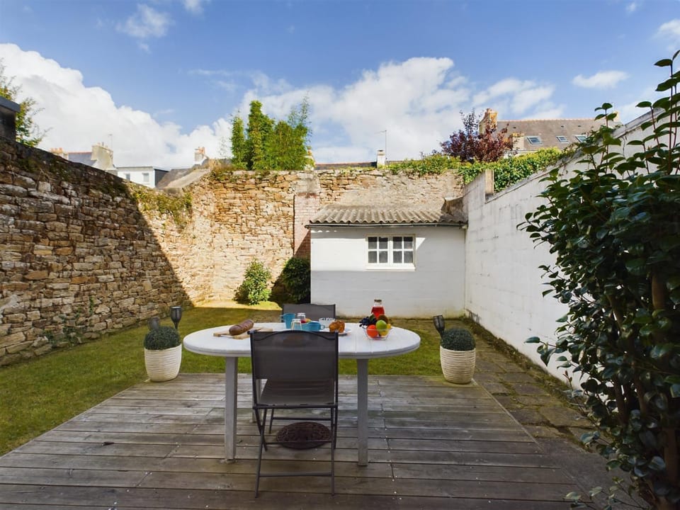 Patio, Garden, Garden view