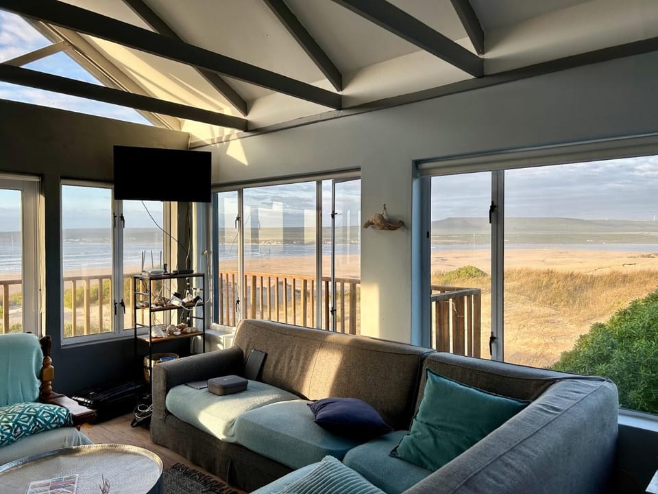 Day, View (from property/room), Balcony/Terrace, Living room, Seating area, Sea view