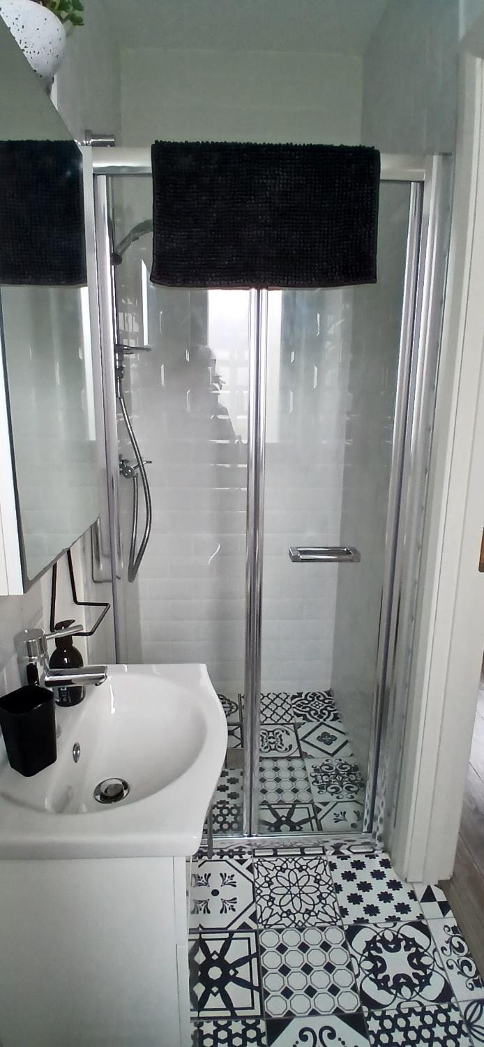 Cozy Double Ensuite Room Vacation rental in County Clare