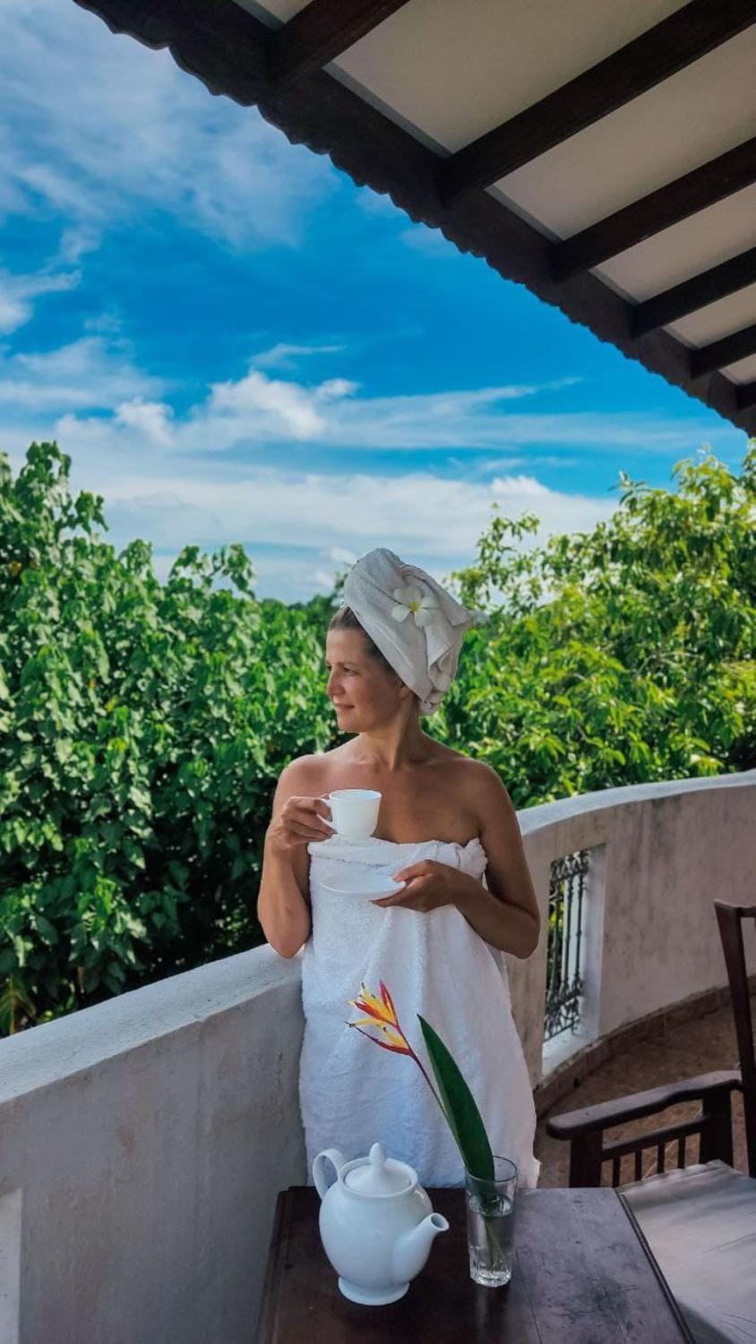 Day, People, Natural landscape, View (from property/room), Balcony/Terrace