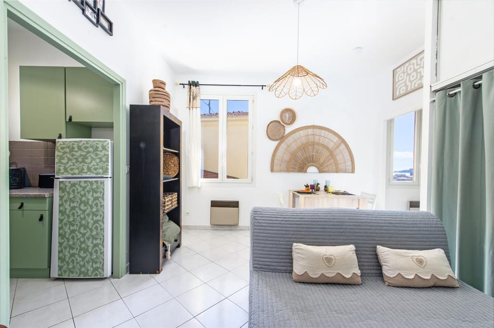 Le belle brise cosy studio Apartment in Menton